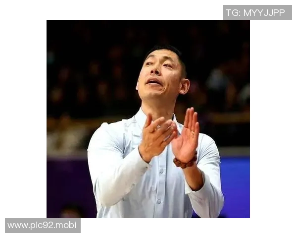 张庆鹏：四连胜里每个人都付出了很多，希望大家再坚持一下